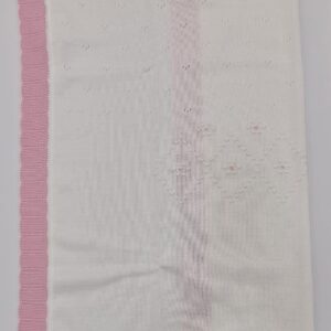 Coperta bianca e rosa in filo