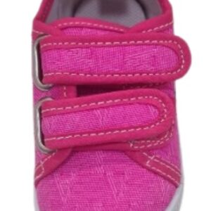 Scarpa in tela fuxia con strappo
