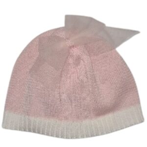 Cappellino rosa con tulle in filo